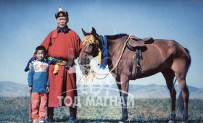 Аймгийн Алдарт уяач Б.Агваан: Хурдан буянгууд маань Монгол түмнээ баясгаж яваасай гэж хүсдэг