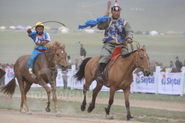Айргийн гуравт хурдалсан Говь-Алтай аймгийн Шарга сумын Т.Зулзүсэмийн сартай хонгор