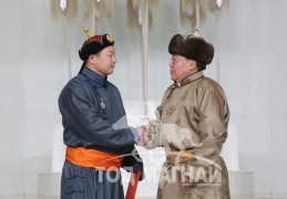 Монгол Улсын Алдарт уяач Б.Ганбат