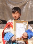 Нийслэлийн Чингэлтэй дүүргийн 17 дугаар сургуулийн 6-р ангийн сурагч “Дорнын унага” гал уяаны уралдаанч 14 настай Цэрэндондовын Отгонбаатар