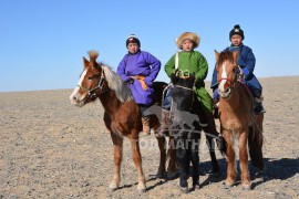 Шилдэг уралдаанч Г.Ганжаргал: ХҮҮХЭД БУРУУ УНАВАЛ МОРЬ АЙРАГДАХГҮЙ