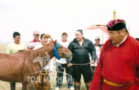 Монгол Улсын Манлай уяач Л.Батмөнх: Уяач хүн морио үнэн сэтгэлээсээ арчлах хэрэгтэй
