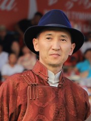 Удам Жавхлантөгс